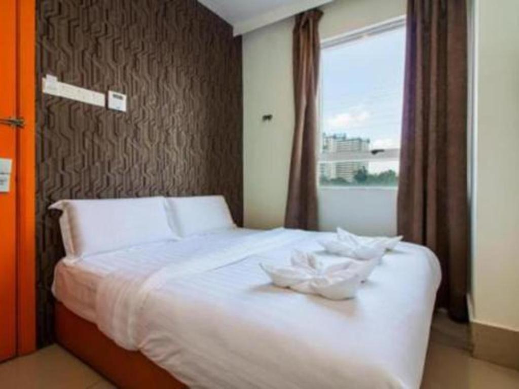 1 Hotel Taman Connaught Kuala Lumpur Exterior photo